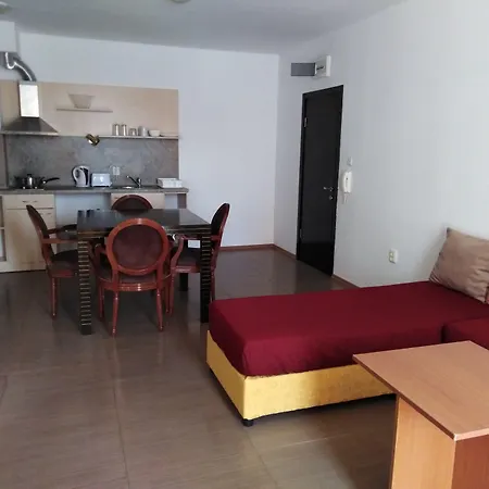 Vm Robinson 3* Pomorie